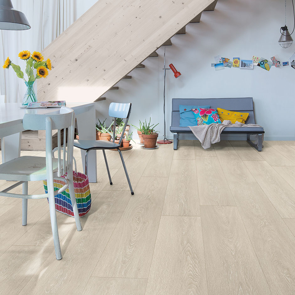 Overview Premium Floors Quick-Step Majestic Laminate Valley Oak Light Beige