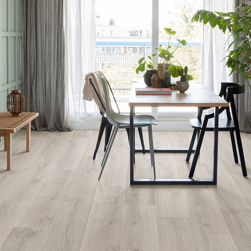 Overview Premium Floors Quick-Step Perspective Nature Laminate Brushed Oak Grey