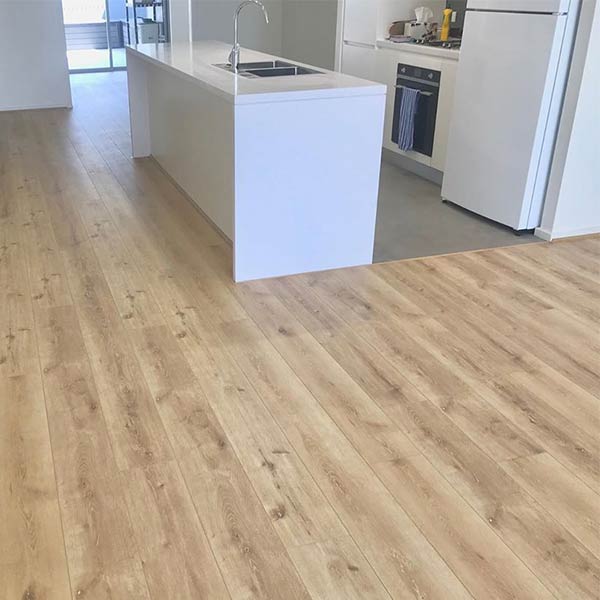 Overview eco-flooring-systems-swish-aquastop-laminate-oak-chelsea