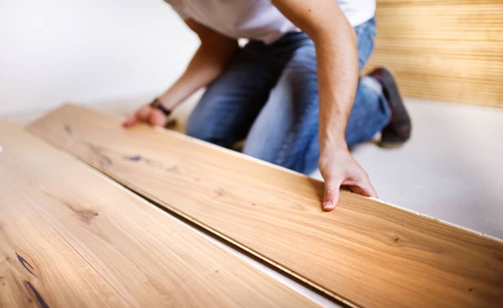 Like other hybrid flooring, timber top is suitable for do-it-yourself projects.