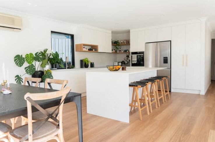 Kitchen and dining area.