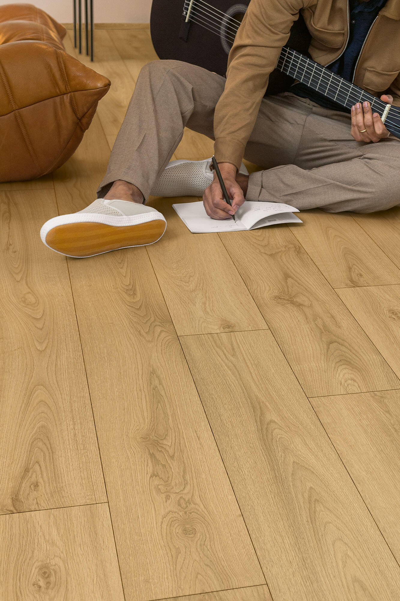 Premium Floors Quick-Step Classic Laminate Sandy Oak