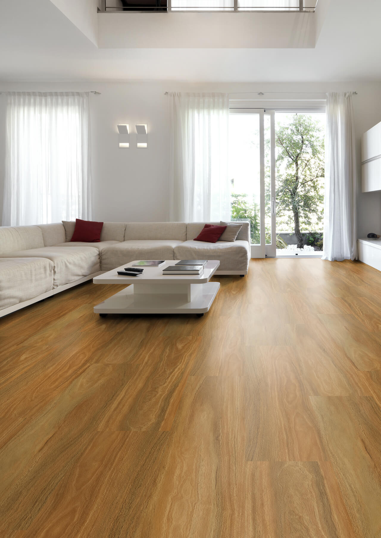 Overview Desire XL Luxury Vinyl Plank Natural Spotted Gum